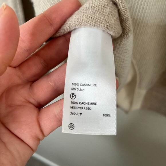 Tommy Bahama womens Beige raglan Cashmere knit pull over Sweater size small - Picture 10 of 11